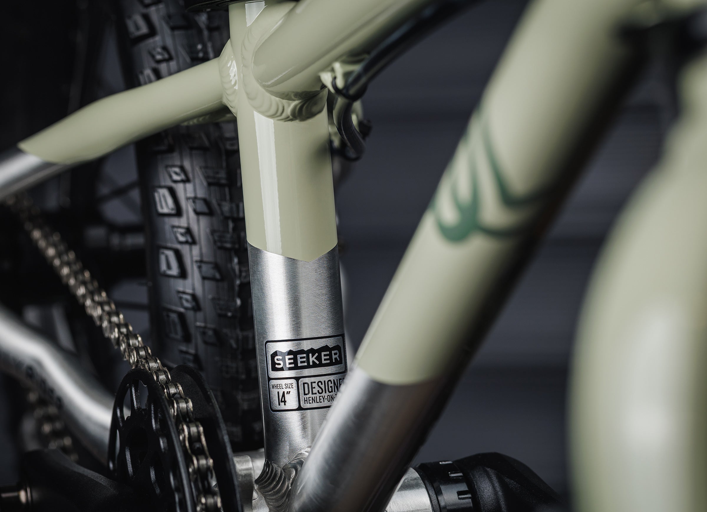 #color_sage-green-brushed